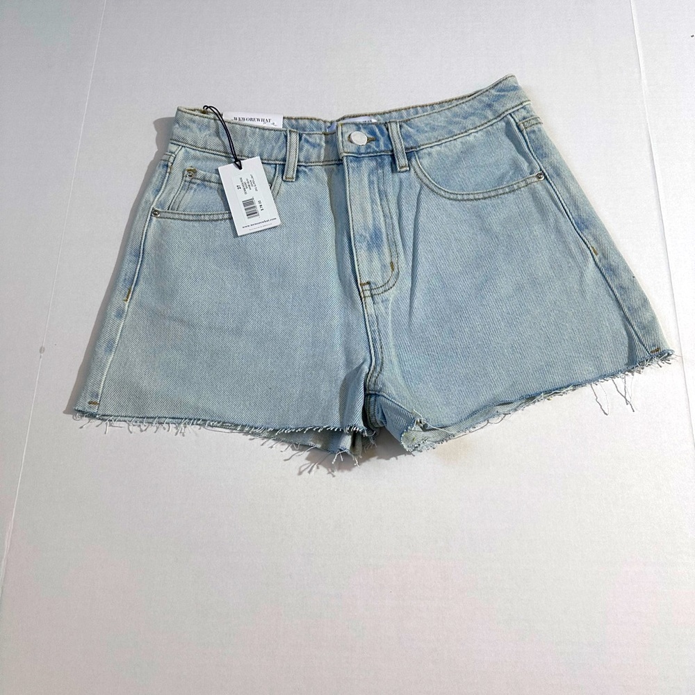 Weworewhat X REVOLVE Denim Highrise shorts super light size 27 NWT - Picture 3 of 9